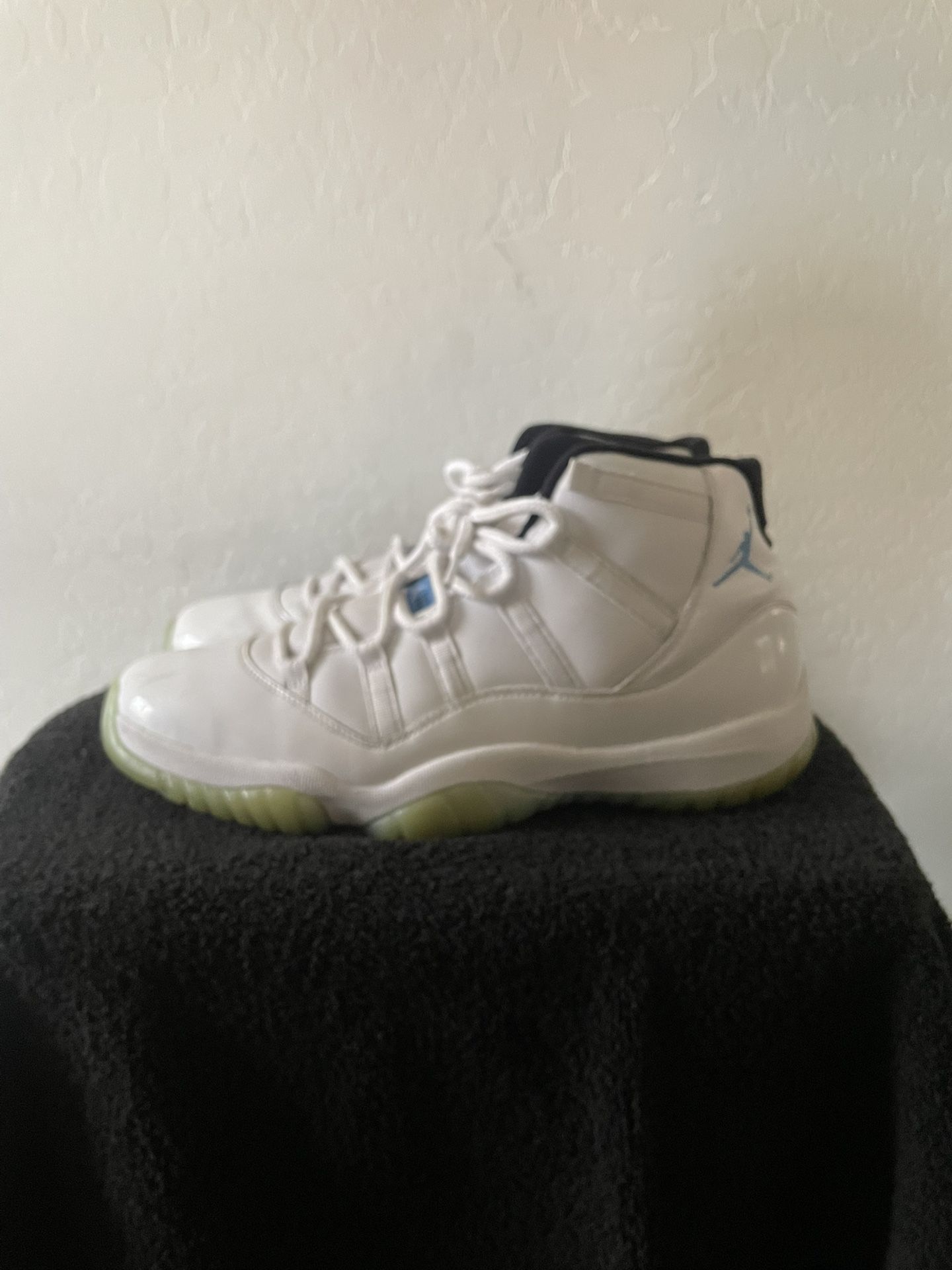 Air Jordan Retro 11 “Colombia”