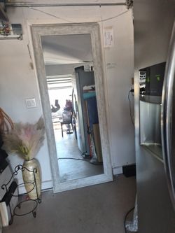 Large Mirror Good Condition