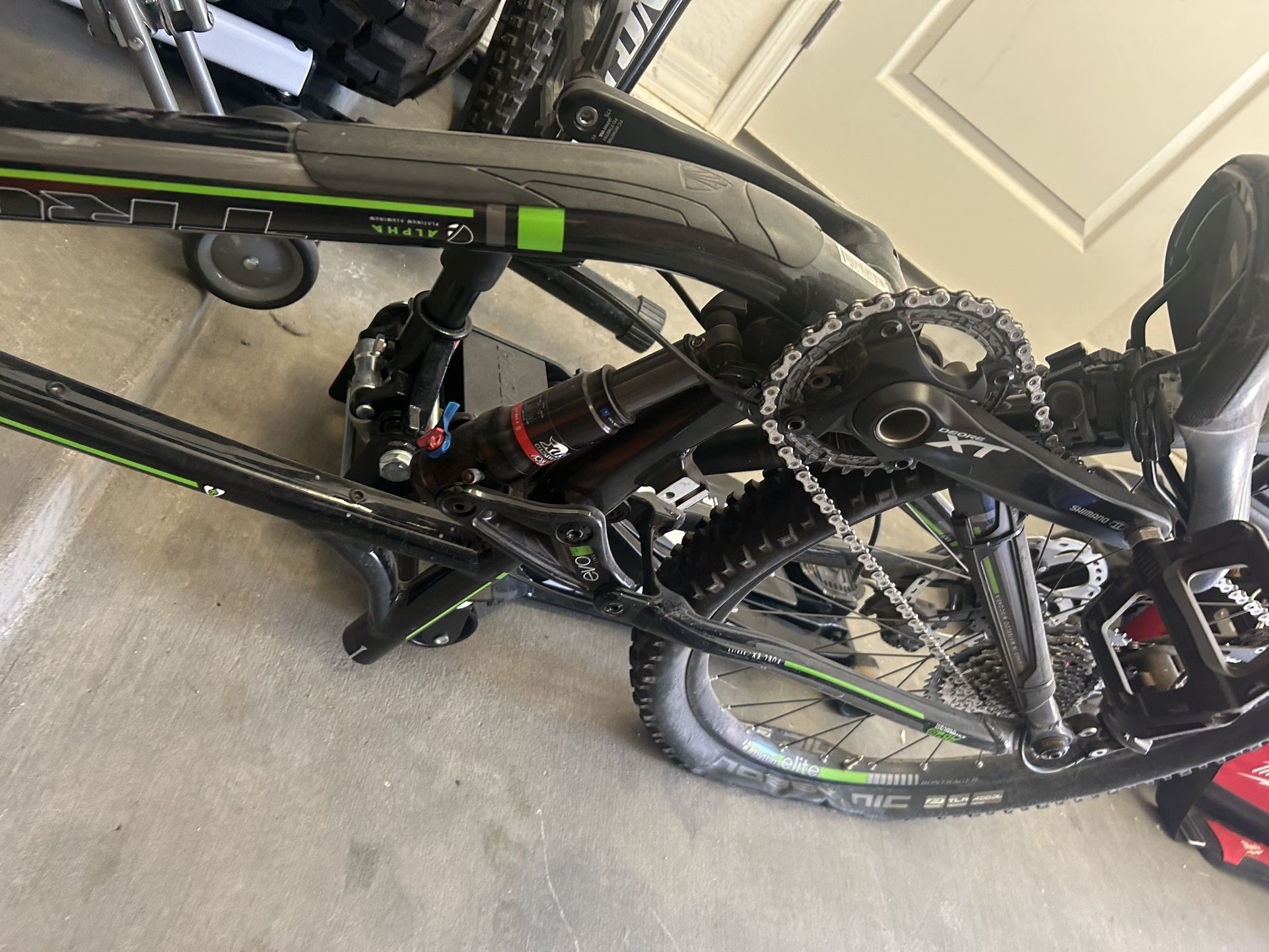Mountain Bike
