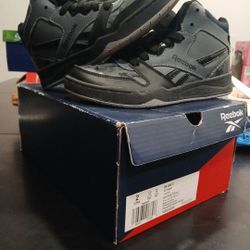 Reebok Shoes Size 2