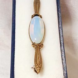 Vintage Victorian Brooch 