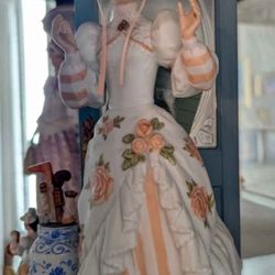 Mrs Albee Porcelain Figurine 