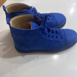 Louis Vuitton Sneakers (New)