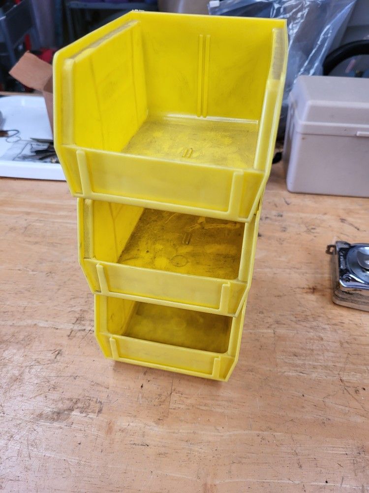 Plastic Stacking Bins
