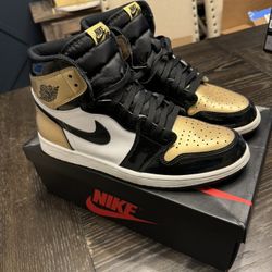 Jordan 1 Retro High OG Gold Toe Size 11.5