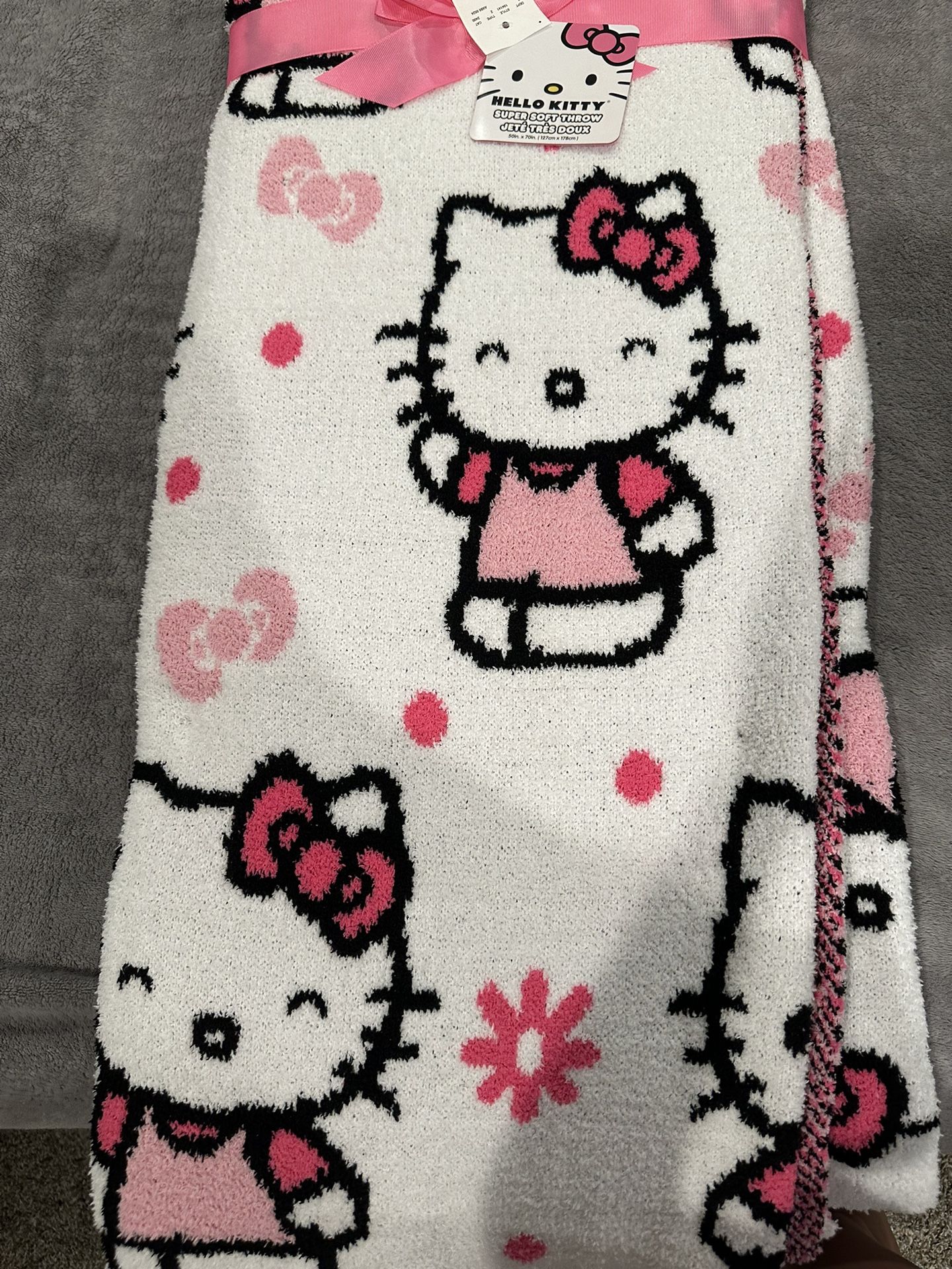 Hello Kitty Super Soft throw