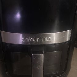 Gourmia 6qt Digital Window Air Fryer with 12 Presets & Guided Cooking Black: