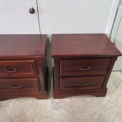 2 Brazilian Made Wood Night Stands Drawers 