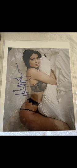 Part 3- Moving Sale! Posters, Frames, Autographs, Collectibles etc