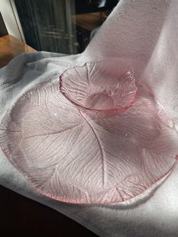 Pink Glass Dip And Chip Set
