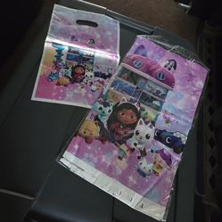 Gaby Doll House Party Supplies