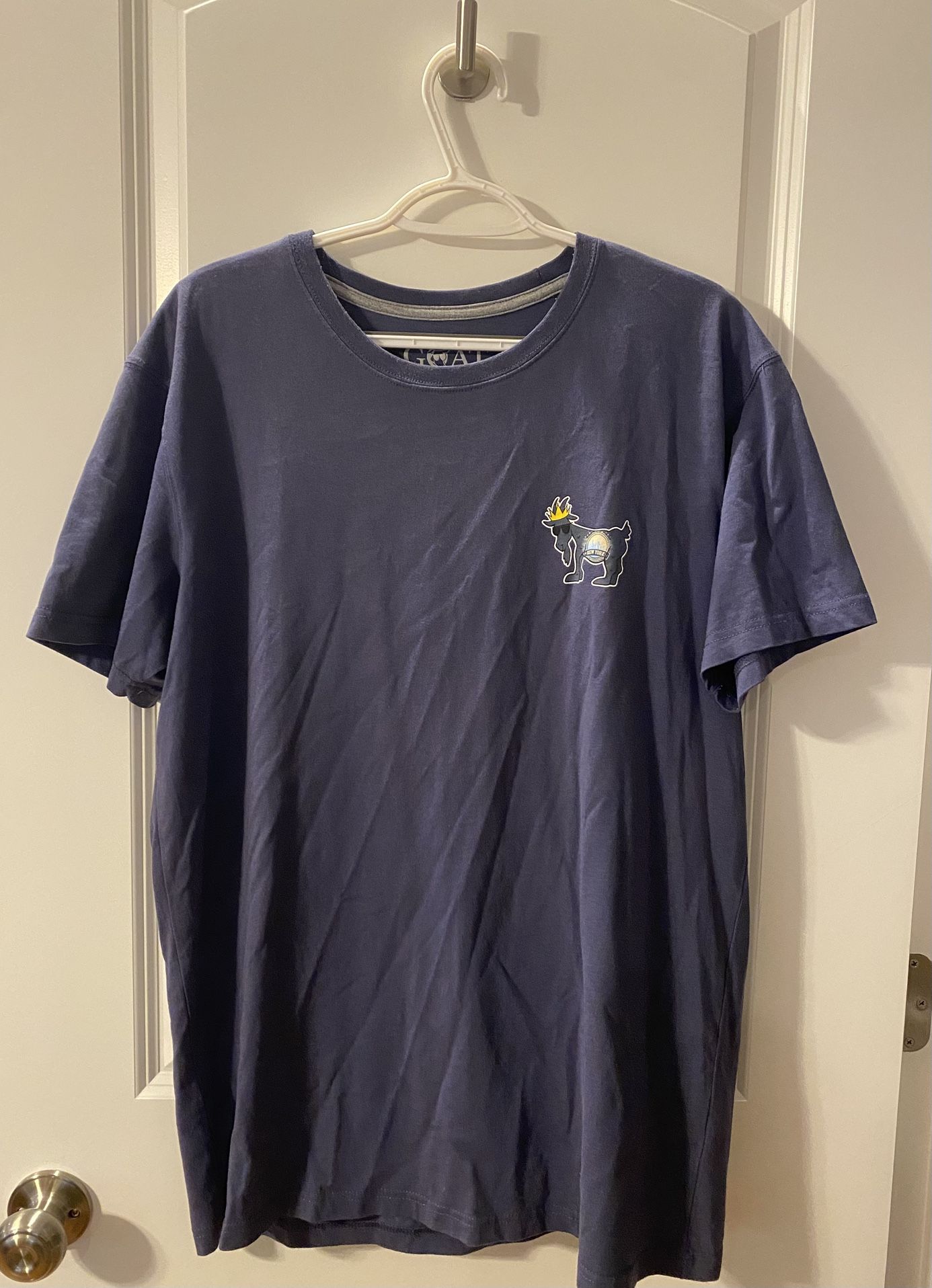 GOAT USA MEN’S XL T-SHIRT BUNDLE $40