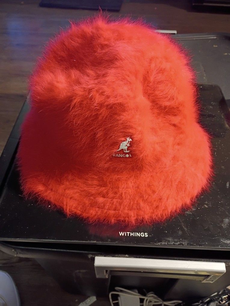 KANGOL FURGORA CASUAL SIZE MEDIUM