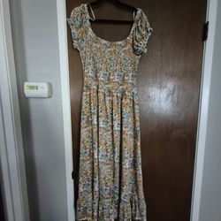 Urban out water sundressed. SIZE L  Maxi  Good Condition  ORIGINAL PRICE $79.