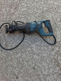 Makita saw saw