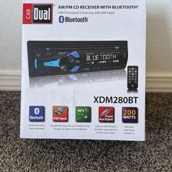 AM/FM CD RECEIVER WITH BLURTOOTH
