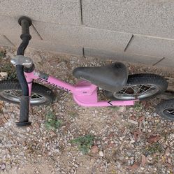 Pink strider bike / balance bike / Schwinn bike