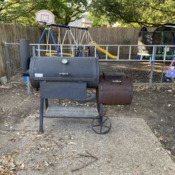 Old Country Brazos Smoker