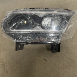 2021-2025 DODGE DURANGO RIGHT RH HEADLIGHT
