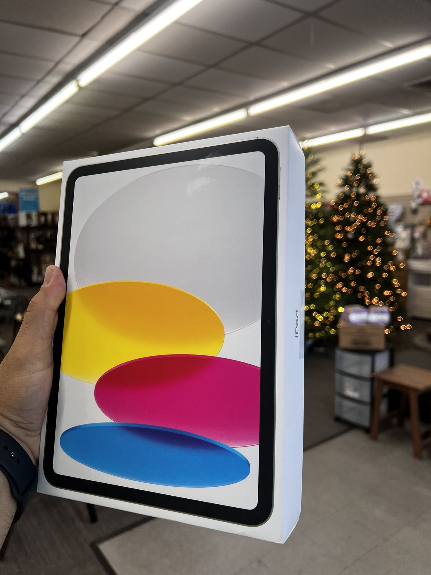 📱 Apple iPad 7th Generation – 32GB (Gray) 