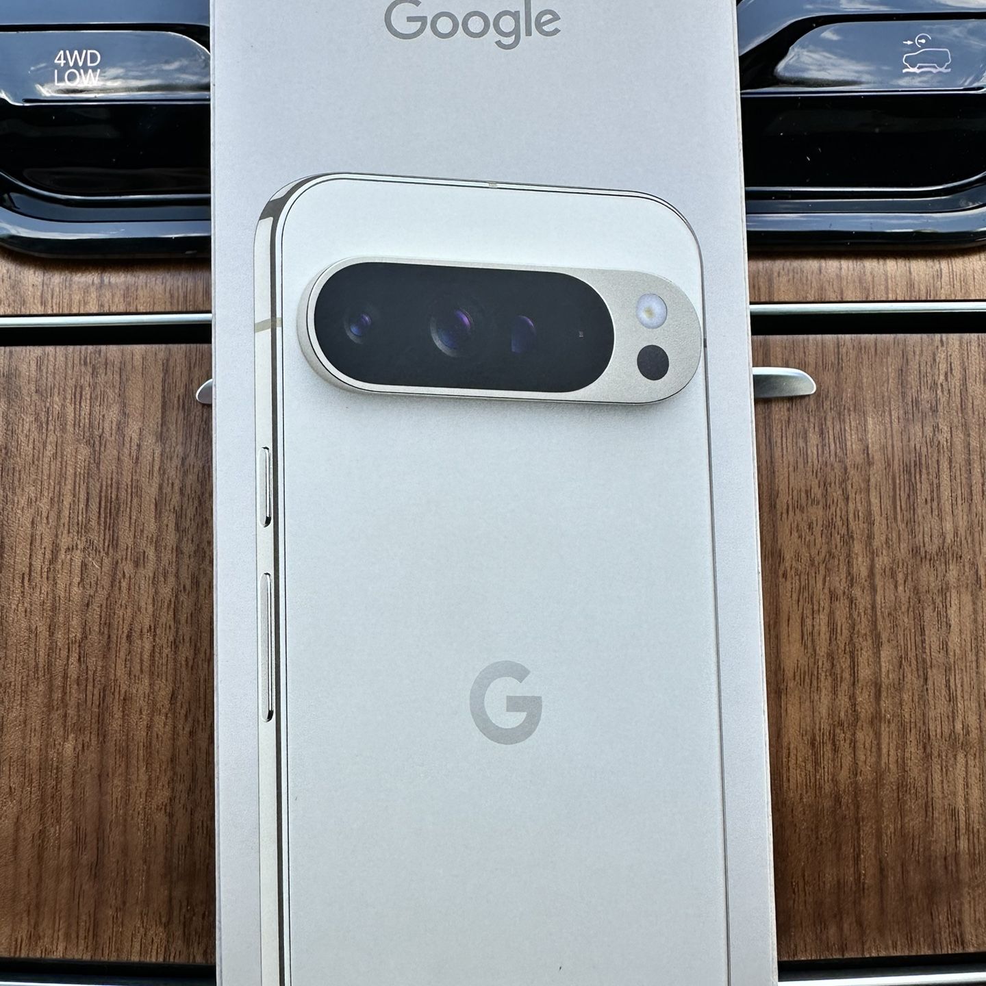 Google Pixel 9 Pro XL 256Gb Porcelain Unlocked NEW! for Sale in 