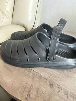 Rugger Black Clog Sandals