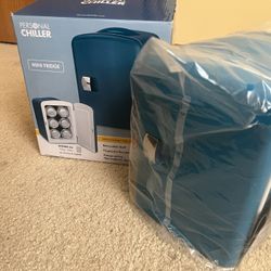 Mini Fridge 