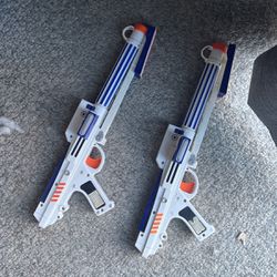 2 Star Wars Nerf Stormtrooper Blasters