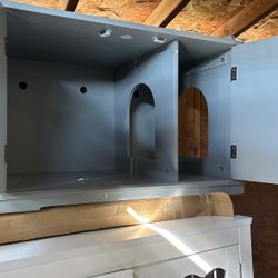 Beautiful Pet House Or Fancy Cat Litter Box