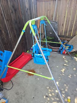 Baby or toddler swing