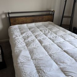 Bed With Queen Mattress 290