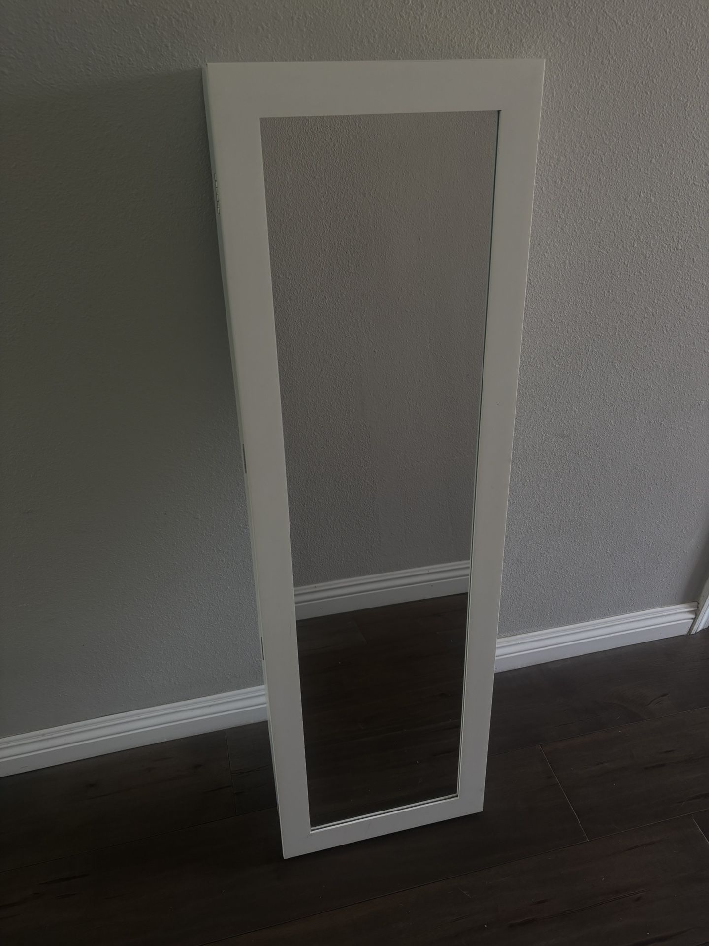 mirror - jewelry organizer