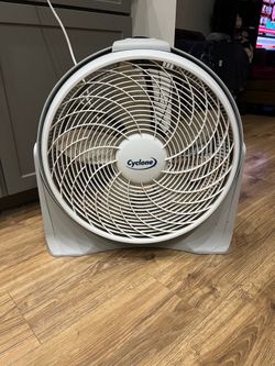 Ladling 18” fan In excellent condition