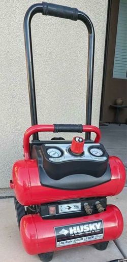 Husky H1504ST 1.5HP 4 Gallon Portable Rolling Air Compressor 155 PSI 120V