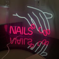 Nails Salon Neon Sign