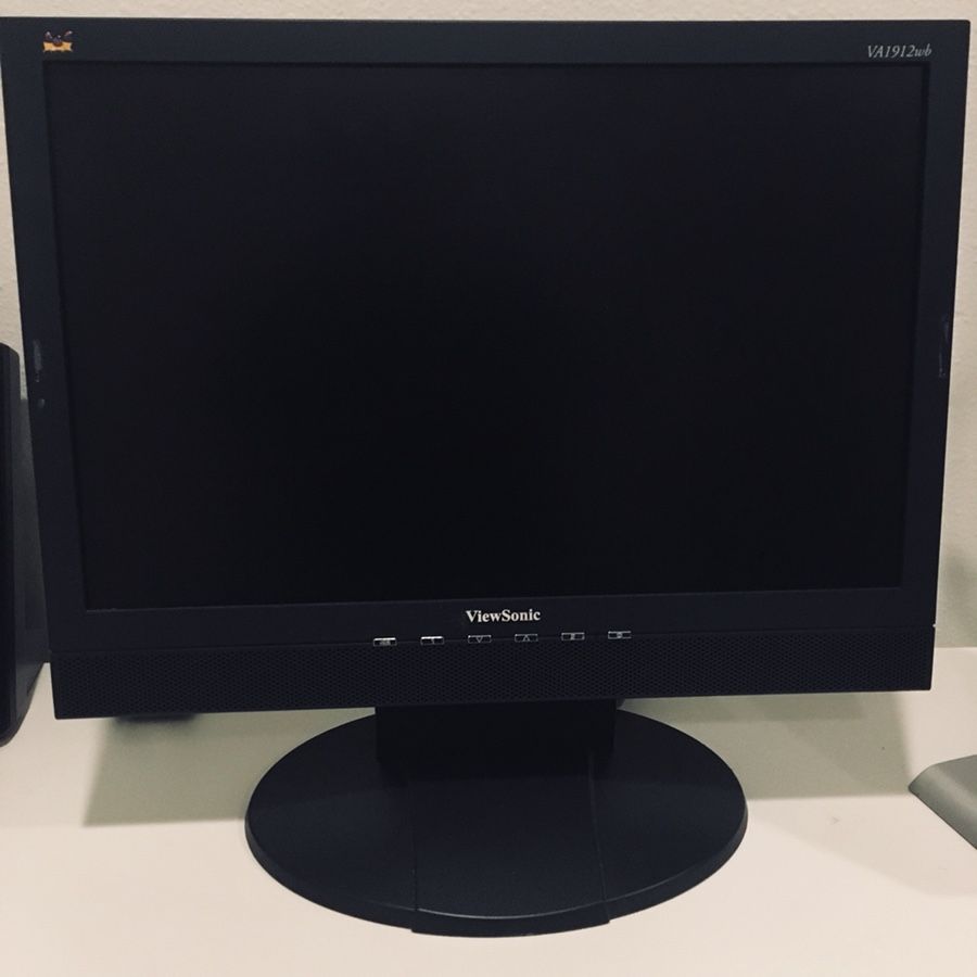19” Viewsonic LCD Monitor VA1912WB - Used and Great Condition