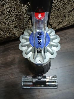 Dyson DC 40