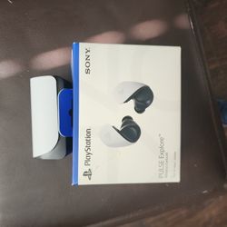 Playstation Earbuds/ Controller