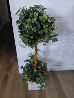 Artificial tree decor