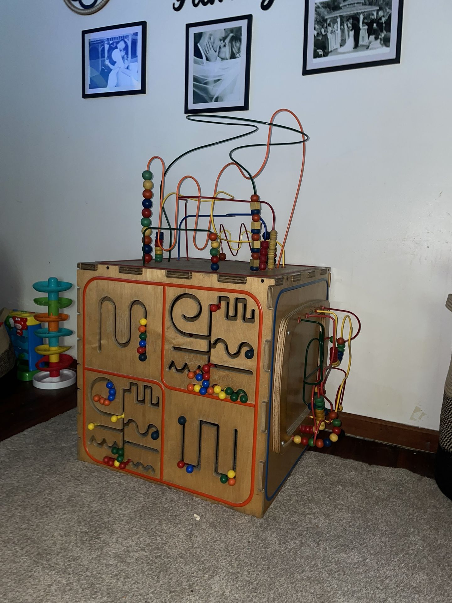 Entertainment Cube Kids Toy
