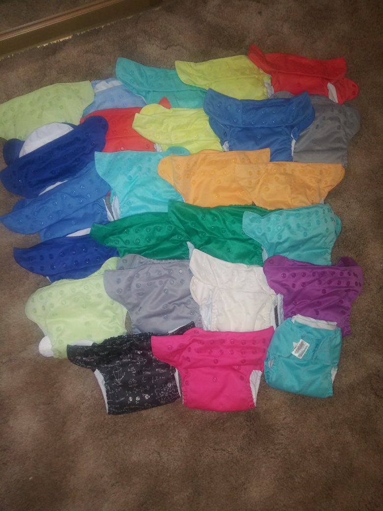 25 bumgenius cloth diapers