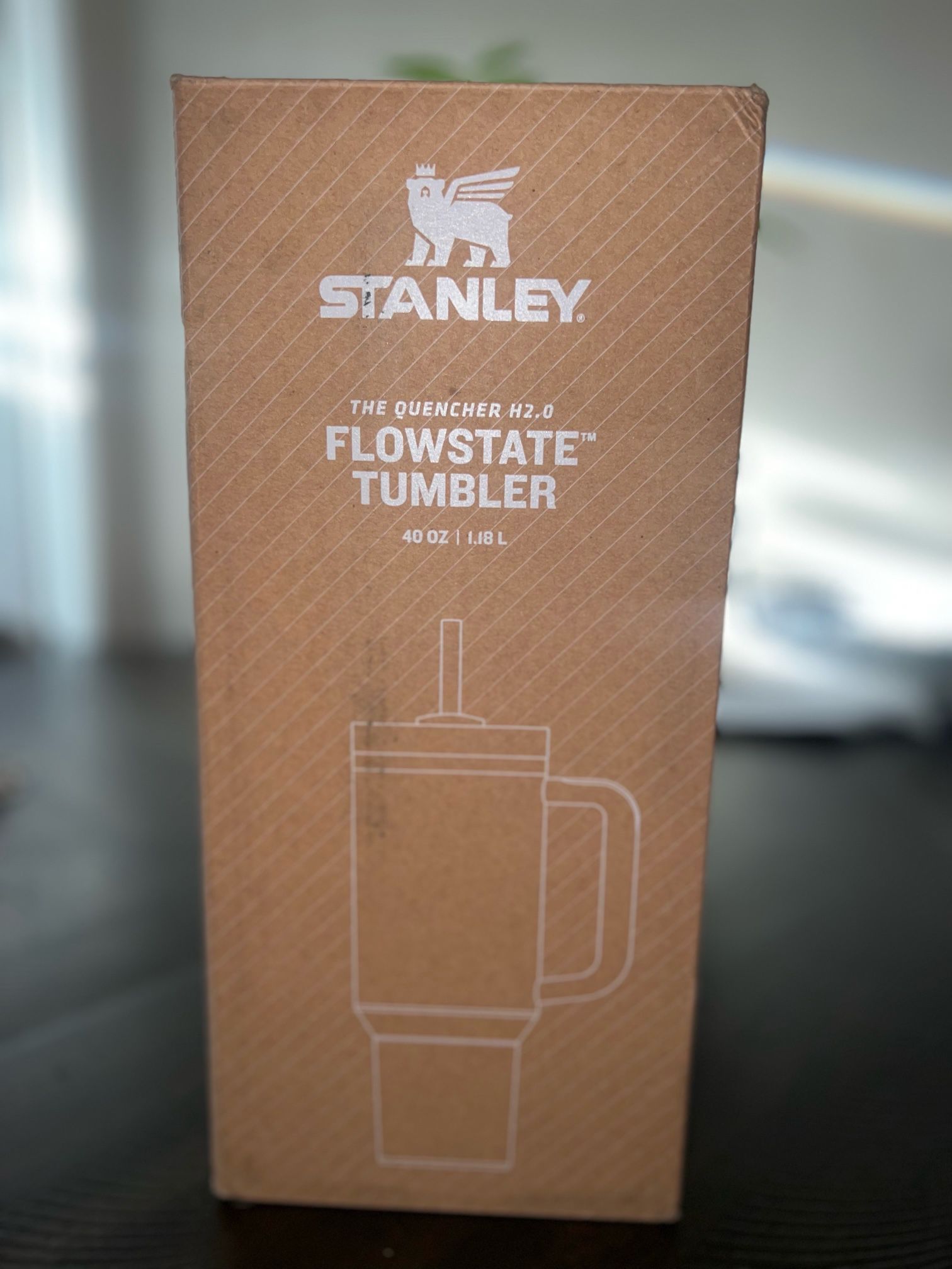 New Limited Edition: Primrose Glow Stanley Flowstate Quencher 40 OZ Tumbler