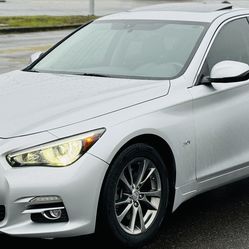 2017 Infiniti Q50