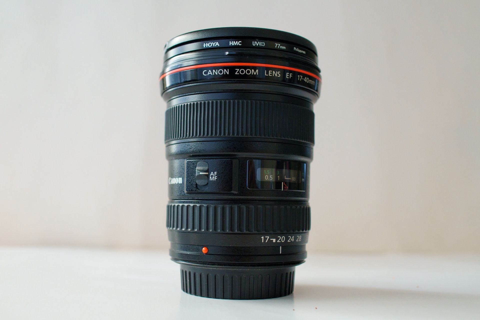 Canon EF 17-40mm f/4 Ultra Wide Angle Zoom Lens