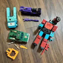 Vintage Original 1980’s Takara Hasbro G1 Transformers Action Figure Lot