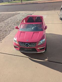 Kids Mercedes Electric Car