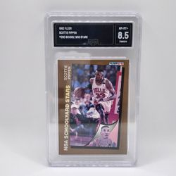 1992 Fleer Scottie Pippen #260 NBA Schoolyard Stars Chicago Bulls GMA 8.5 NM-MT+