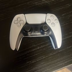 Ps5 Controller Almost New $35