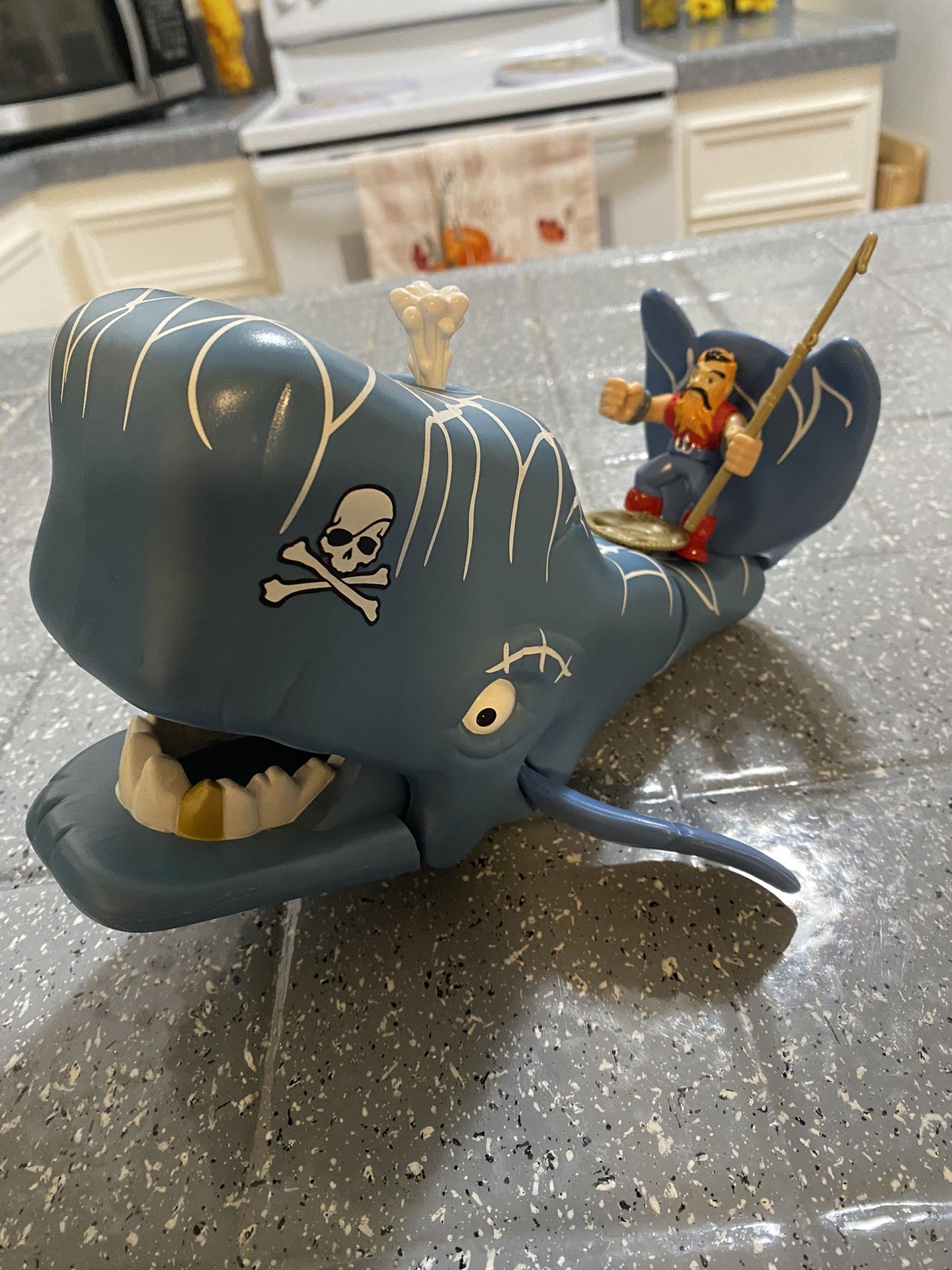 Fisher-Price Imaginext Pirate Whale 🐋