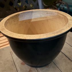 Black Glazed Ceramic Planter.  Read description 1st